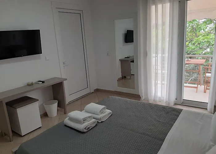 Pensión Meto 3*