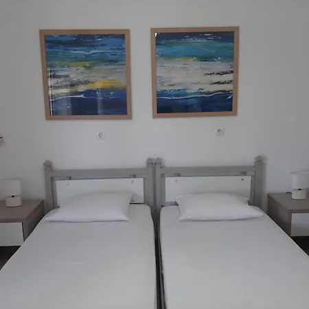 Meto * Sarandë